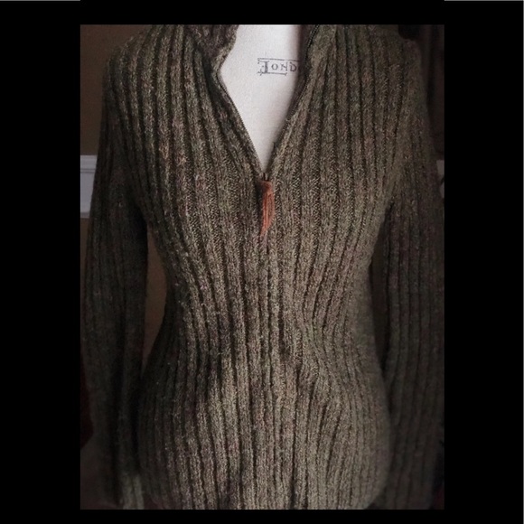 Multi Color Sweater - Picture 2 of 3